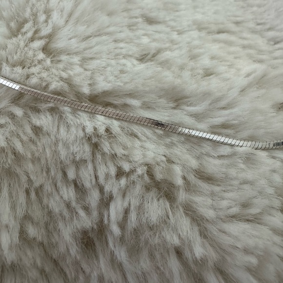 Silver Chain - Picture 2 of 5